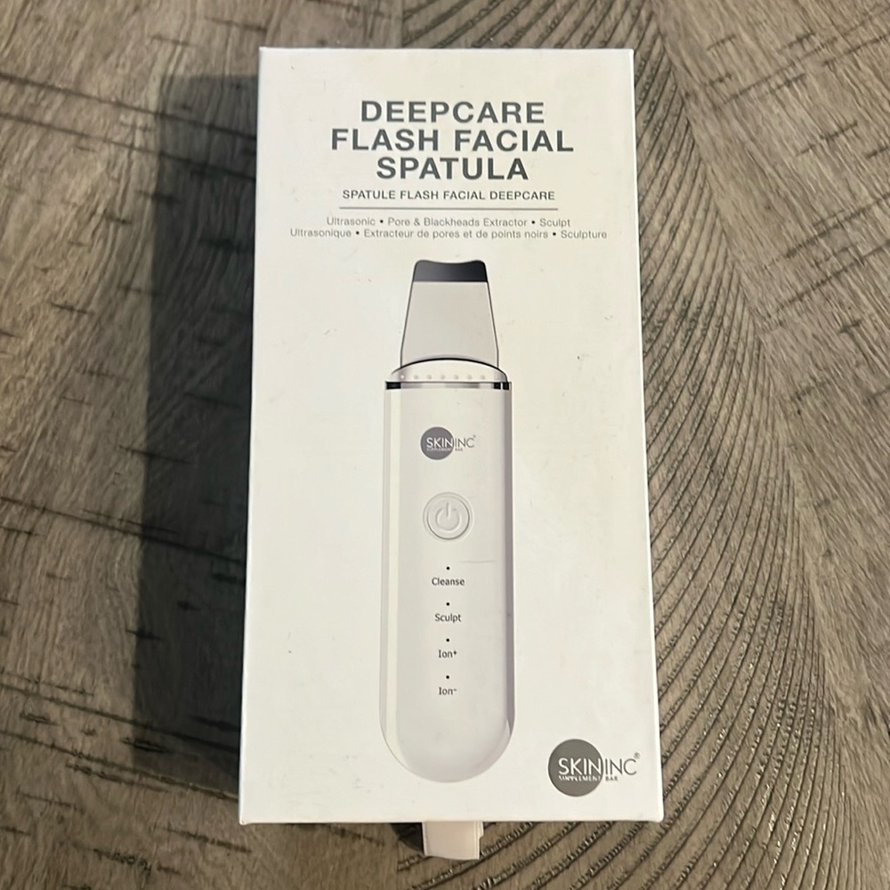 DEEPCARE FLASH FACIAL SPATULA